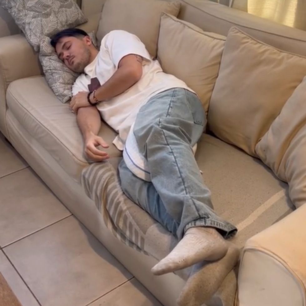 Almohada ortopédica para piernas